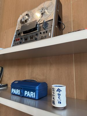 PARI PARI Handroll Bar by null