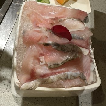 Haidilao Hotpot - Richmond - Chinese Near Me - Richmond, British Columbia