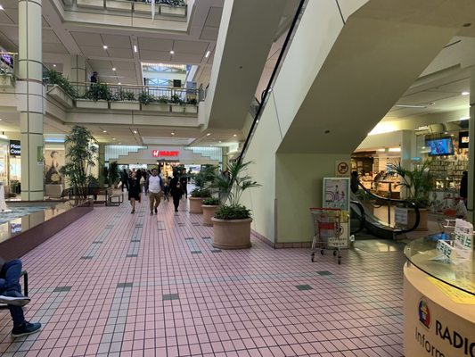 Koreatown Plaza 226 Photos 203 Reviews Shopping Centres 928 S Western Ave Los Angeles Ca United States Phone Number Yelp
