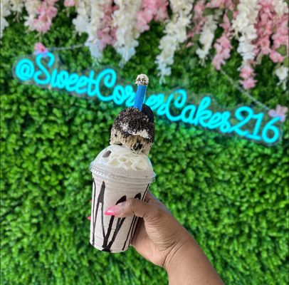 Sweet Corner Cakes by null