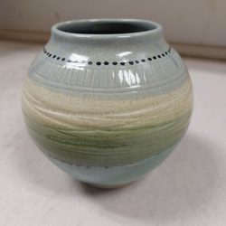 Burkhead Art Center - Stoneware vase cone 6 firing