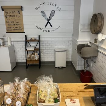 Busy Lizzy's Baked Goods - Bakeries Near Me - Burlingame, California