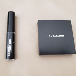 Liquid last eyeliner and eyebrow powder set Liquid last eyeliner and eyebrow powder set