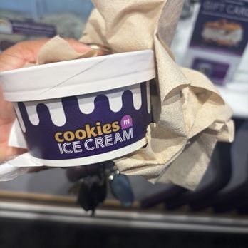 Insomnia Cookies - Desserts Near Me - Washington, DC, District of Columbia Insomnia Cookies - Desserts Near Me - Washington, DC, District of Columbia