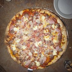 The Cruise - The Carnivore Pizza