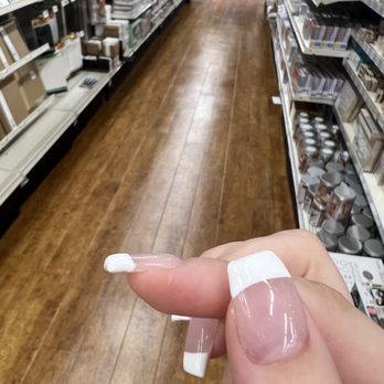 Hot Nails - Nail Salons Near Me - Elk Grove Village, Illinois Hot Nails - Nail Salons Near Me - Elk Grove Village, Illinois