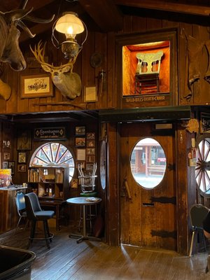 Saloon No. 10 by null