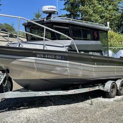 Agate Pass Marine - Bottom paint on a Stabicraft 2500 UCXL