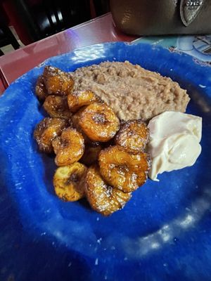 Myra's Salvadorian Cuisine by null