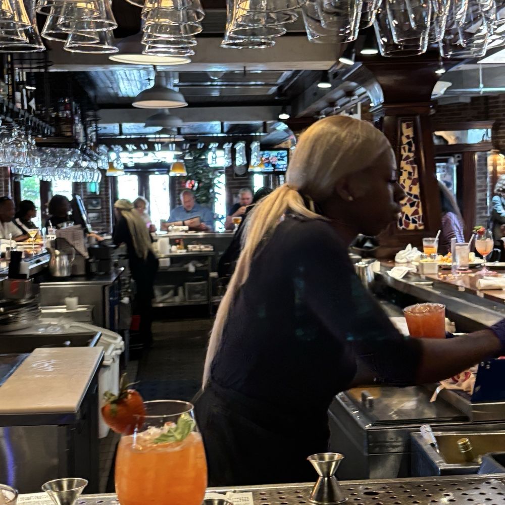 Pappadeaux Seafood Kitchen - Cajun/Creole Near Me - Westmont, Illinois