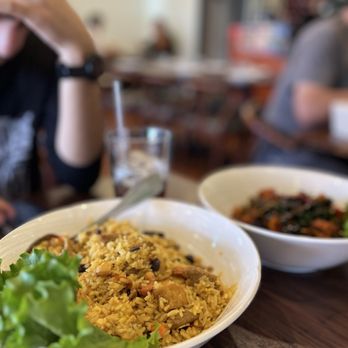 Khaosan Thai - Pineapple fried rice - Thai Near Me - San Jose, California Khaosan Thai - Pineapple fried rice - Thai Near Me - San Jose, California