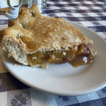 Ox Yoke Inn - German Near Me - Amana, Iowa
