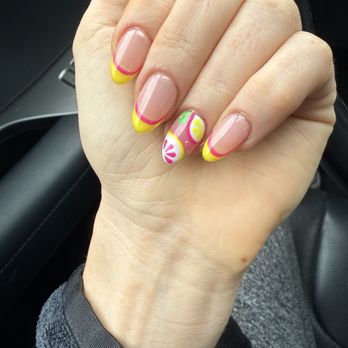 Glow Nails and Spa - Nail Salons Near Me - Ardmore, Pennsylvania