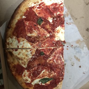Uncle Louie's Pizza - Pizza Near Me - Franklin Lakes, New Jersey