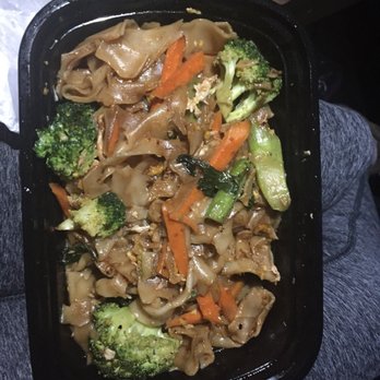 Lime Leaf - Thai Near Me - Weymouth, Massachusetts