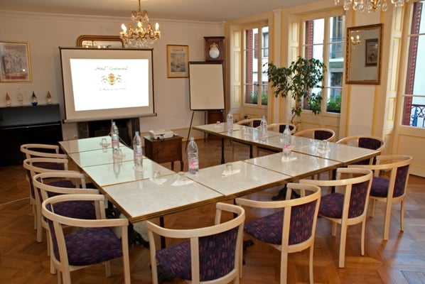 Hotel Continental by null