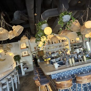 Luna Bistro Cafe - Ambience! - New American Near Me - Long Beach, California Luna Bistro Cafe - Ambience! - New American Near Me - Long Beach, California