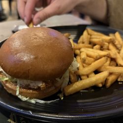 A.T. O'Keeffe's - Chicken sandwich
