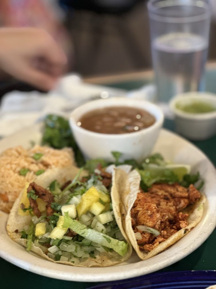 Güero's Taco Bar
