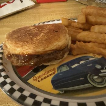 Milo's Hamburgers - Cheeseburger - Burgers Near Me - Jasper, Alabama Milo's Hamburgers - Cheeseburger - Burgers Near Me - Jasper, Alabama