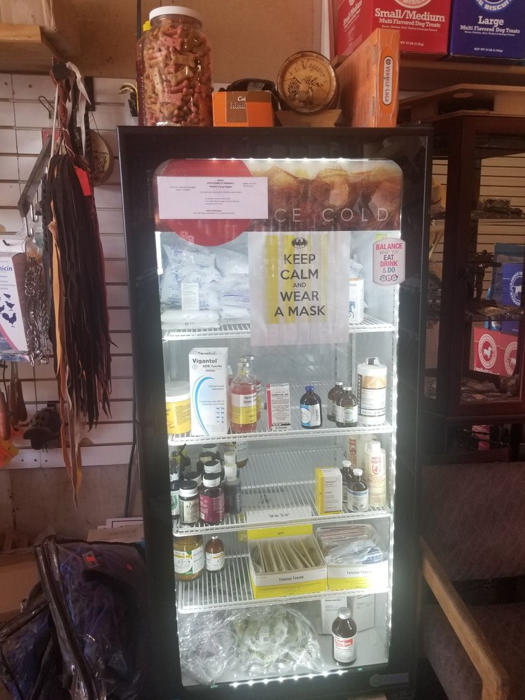 EL VAQUERO COUNTRY STORE Updated August 2024 10 Photos 4440 E