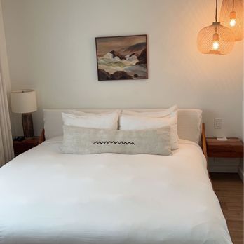 The Pearl Hotel - San Diego, CA