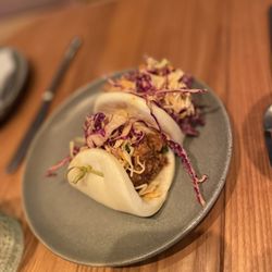 Flamingo Lazeaway Club - Fried chicken Bao bun