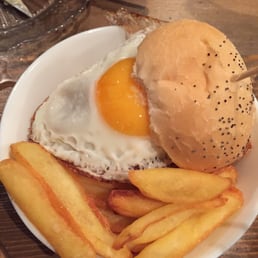 Yummy sandwich. Cold fries.