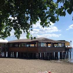 Trattoria del Moro - View of the restaurant from the lakefront.