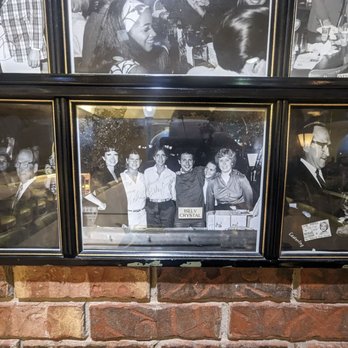 Marion's Piazza - More celebrity photos many autographed - Pizza Near Me - Dayton, Ohio Marion's Piazza - More celebrity photos many autographed - Pizza Near Me - Dayton, Ohio