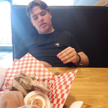 Fred's Burger - Burgers Near Me - Fairfield, California