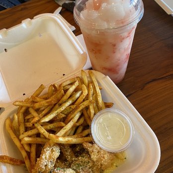 Zero Degrees - Garlic Butter Shrimp w/ Cajun Fries     Lychee Crush - Bubble Tea Near Me - Orlando, Florida