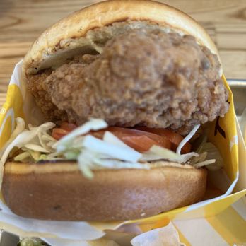 Starbird Chicken - Big star crispy chicken burger - Chicken Shop Near Me - Cupertino, California Starbird Chicken - Big star crispy chicken burger - Chicken Shop Near Me - Cupertino, California