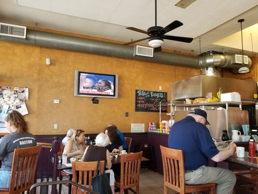 Harry’s All American Breakfast Restaurant in Boston by null