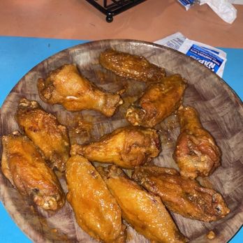 Hooters - American Near Me - Clearwater, Florida