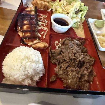 Katana Sushi - Sushi Bars Near Me - San Diego, California Katana Sushi - Sushi Bars Near Me - San Diego, California
