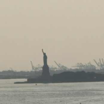 Harriet's Rooftop - Lady liberty - Lounges Near Me - Brooklyn, New York