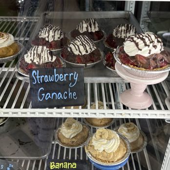 Yoders Pie Craft Coffee - Coffee & Tea Near Me - Sarasota, Florida