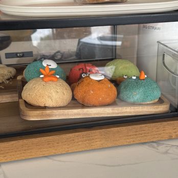 Chilla Coffee - Cream puffs - Coffee & Tea Near Me - Garden Grove, California