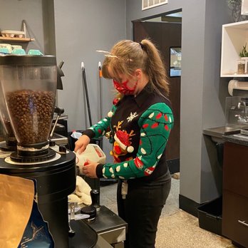 Minch Coffee - Holiday preparation - Coffee & Tea Near Me - Clermont, Florida Minch Coffee - Holiday preparation - Coffee & Tea Near Me - Clermont, Florida