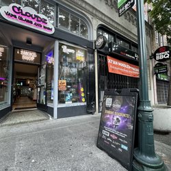 Cloudz Vape - Storefront