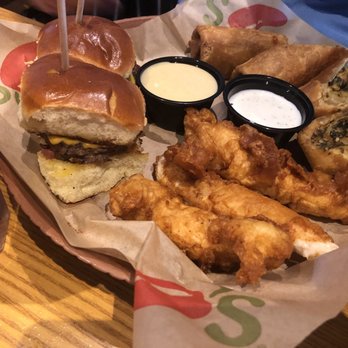 Chili's - American Near Me - Corona, California
