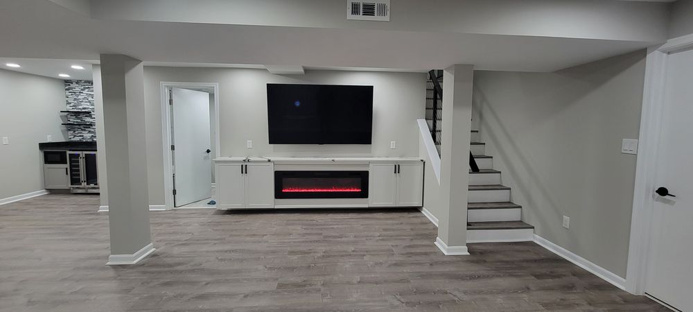 Slide of Michael Matthews Construction & Development