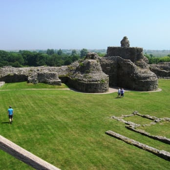 Pevensey Castle - Castles Near Me - Pevensey, ESX