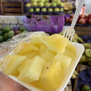 Mercado de la Merced - Yellow watermelon! - Farmers Market Near Me - Oaxaca, OAX Mercado de la Merced - Yellow watermelon! - Farmers Market Near Me - Oaxaca, OAX
