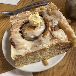The Butcher Block Cafe - Cinnamon roll
