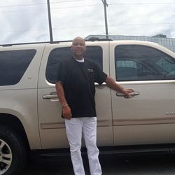 T&T Transport - Welcome to T& T Transport, your reliable and friendly taxi service in Clarksville TN! Whether you're heading to the airport, a special event