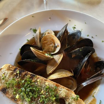 Francoli Gourmet - Steamed Clams - Italian Near Me - Orange, California