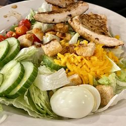 Cracker Barrel - Grilled Chicken Salad