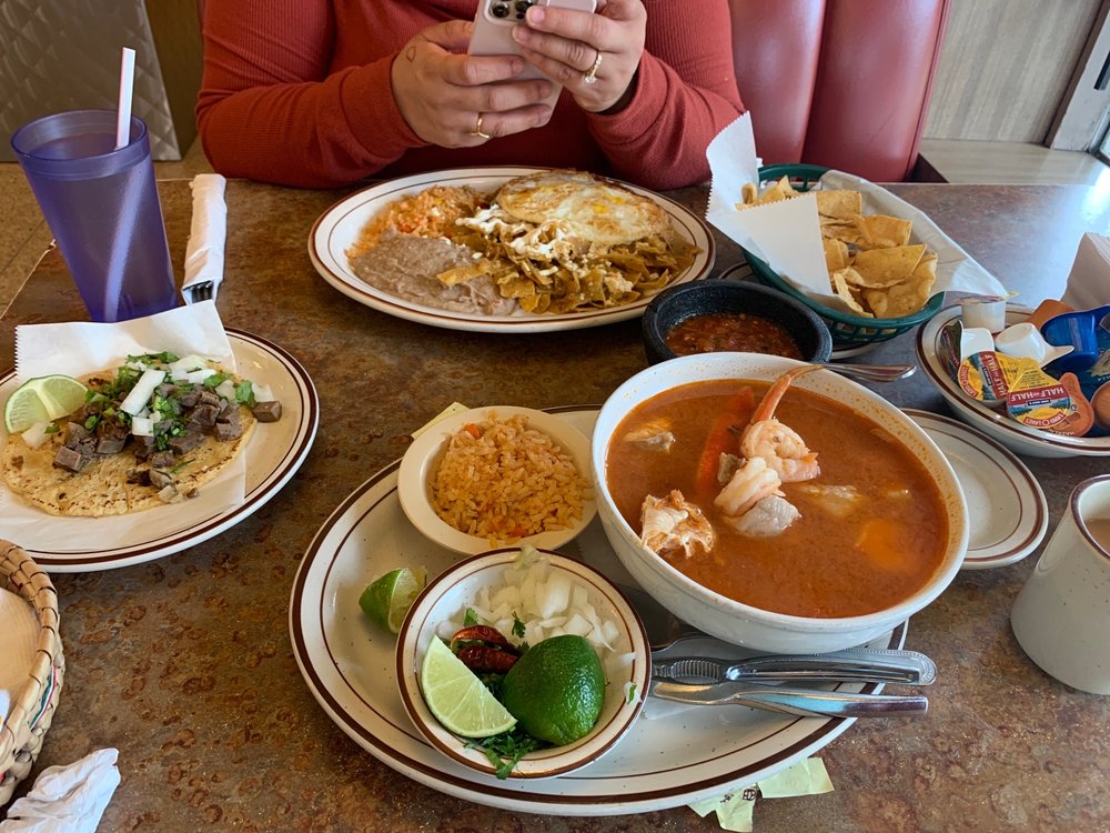 LA QUEBRADA RESTAURANT CLOSED Updated August 2024 36 Photos & 63